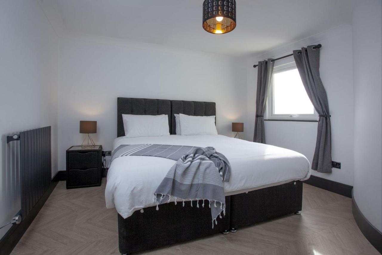 Apartment 8 Bayview, Vernon Court